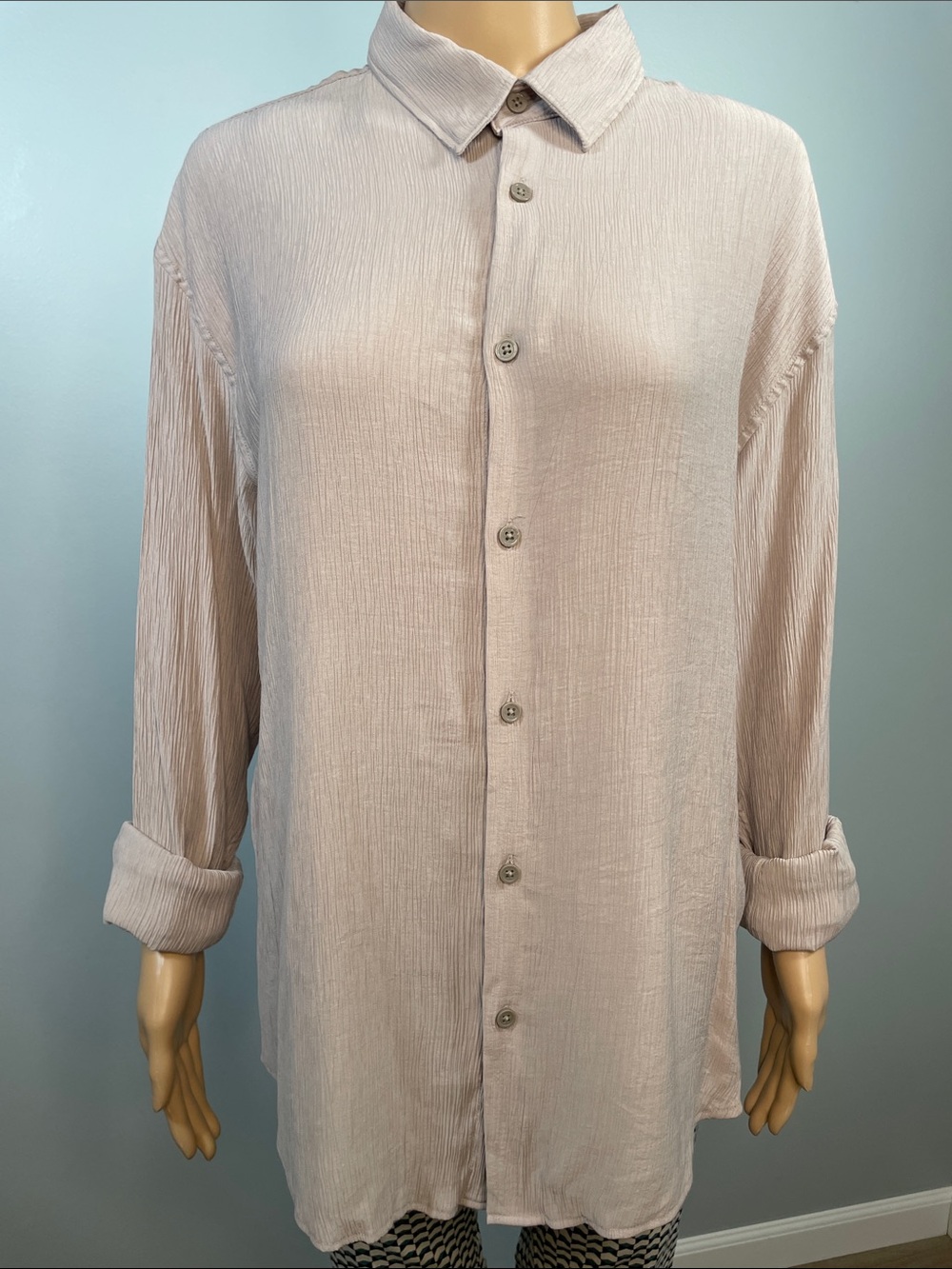 H&M Tan Long-Sleeve Button-Down Shirt